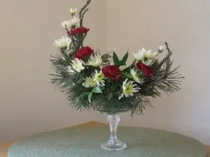 Crescent flower arrangement