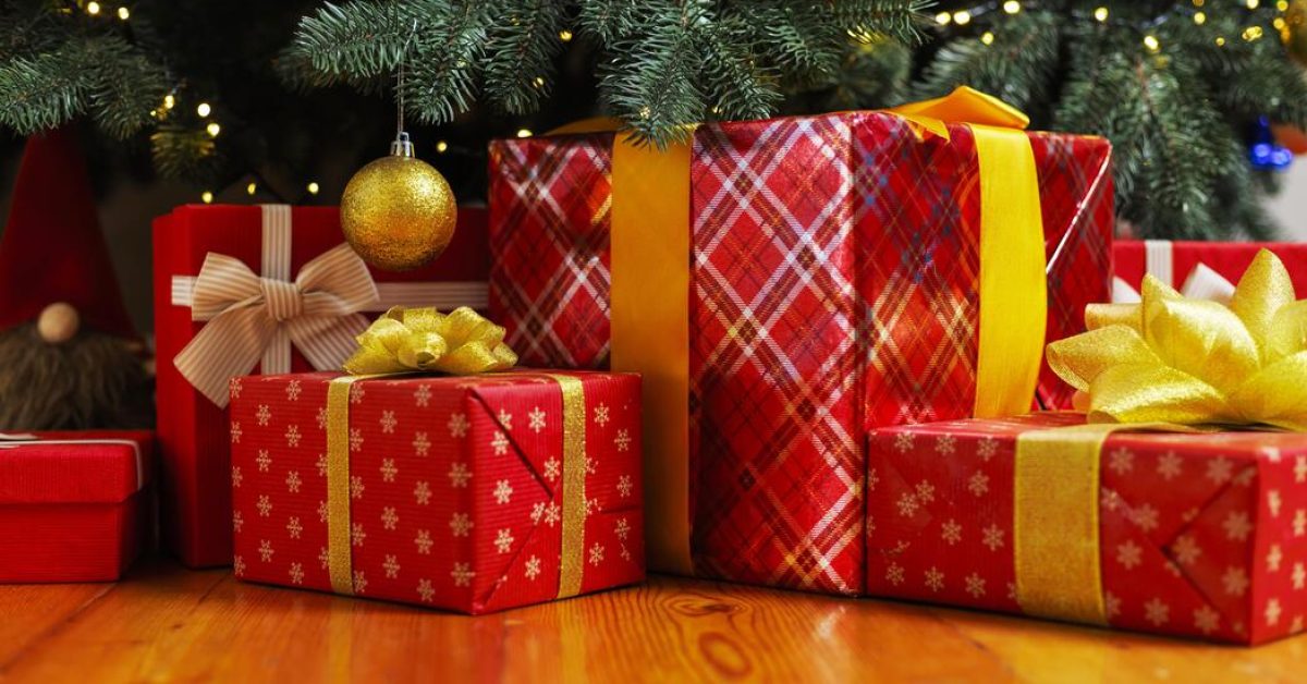 Christmas Gift (2)